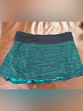 lululemon athletica Teal and Black Patterned Athletic Skirt